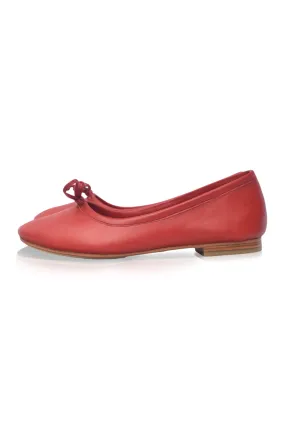 Wave Glow Elaria Classic Leather Ballet Flats