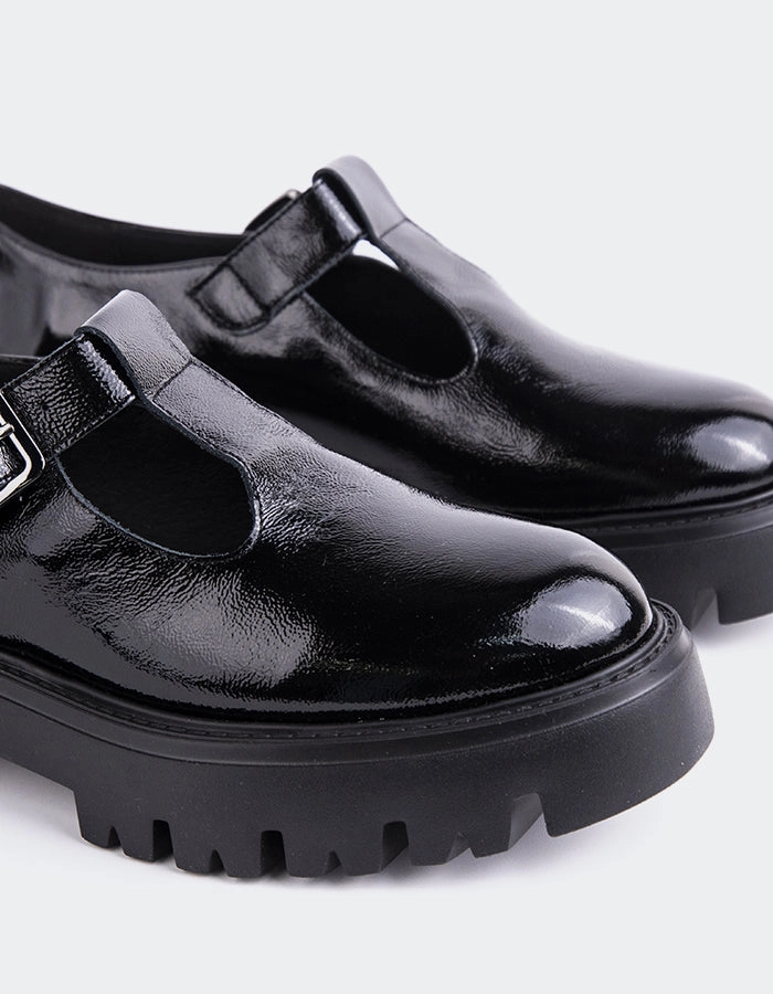 Easy To Maintain Grazzano Black Leather