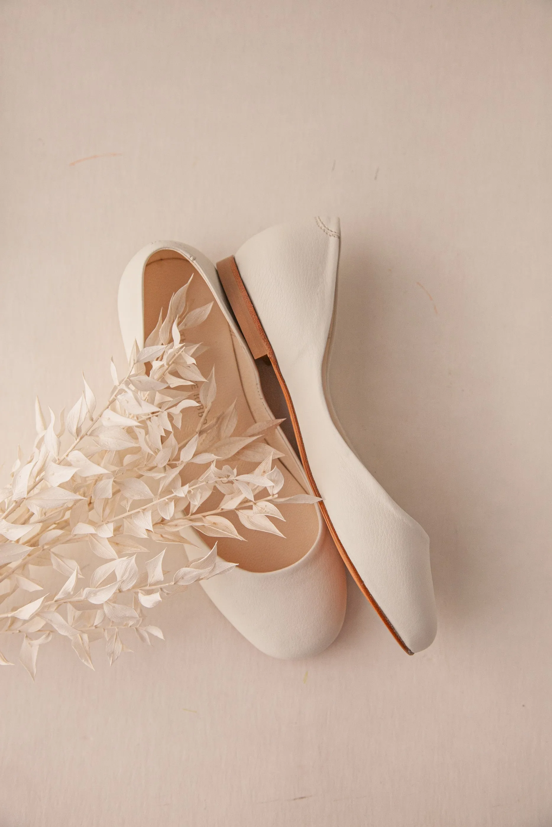 Everyday Shoes Herb Glow MILA BALLET FLATS ?C Light Ivory