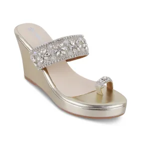 daily commuters' sneakers ANANYA- GOLD KOLHAPURIS