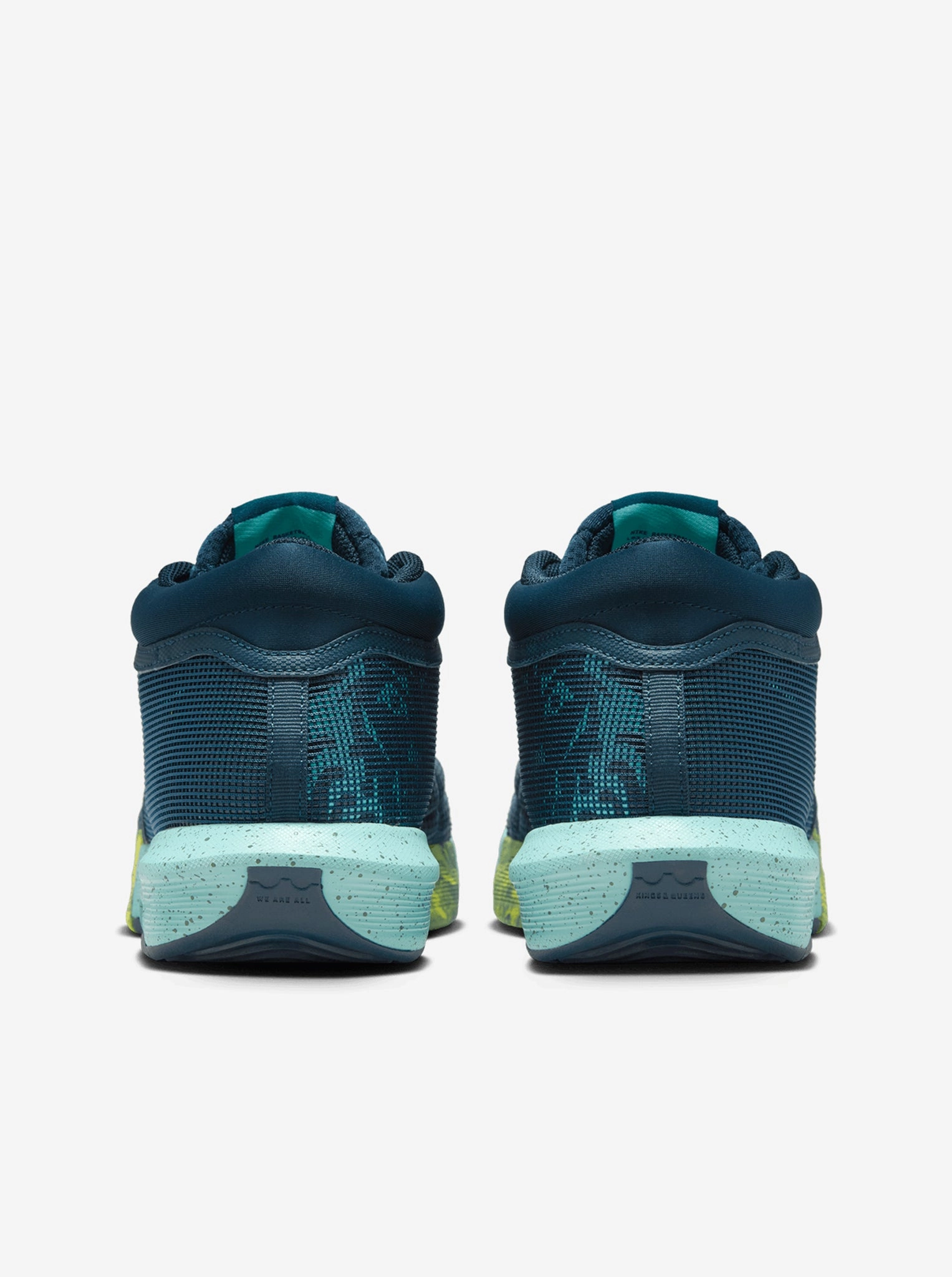 LeBron Witness 8 Soft Touch Interior All-purpose stability