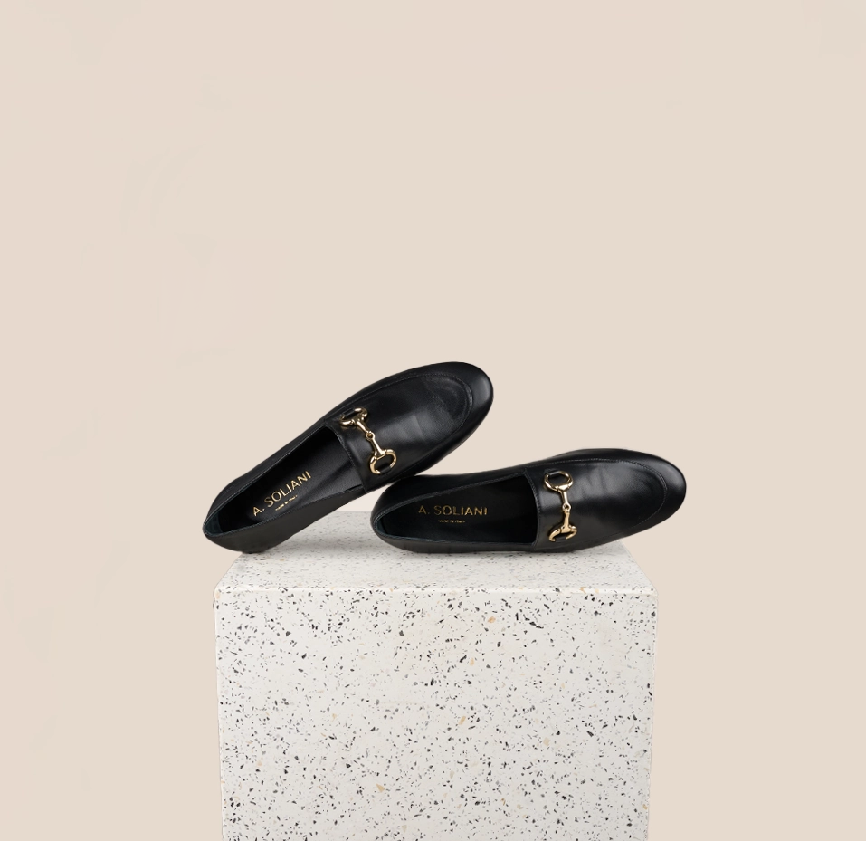 Low Maintenance Arpino 2 - Black Leather