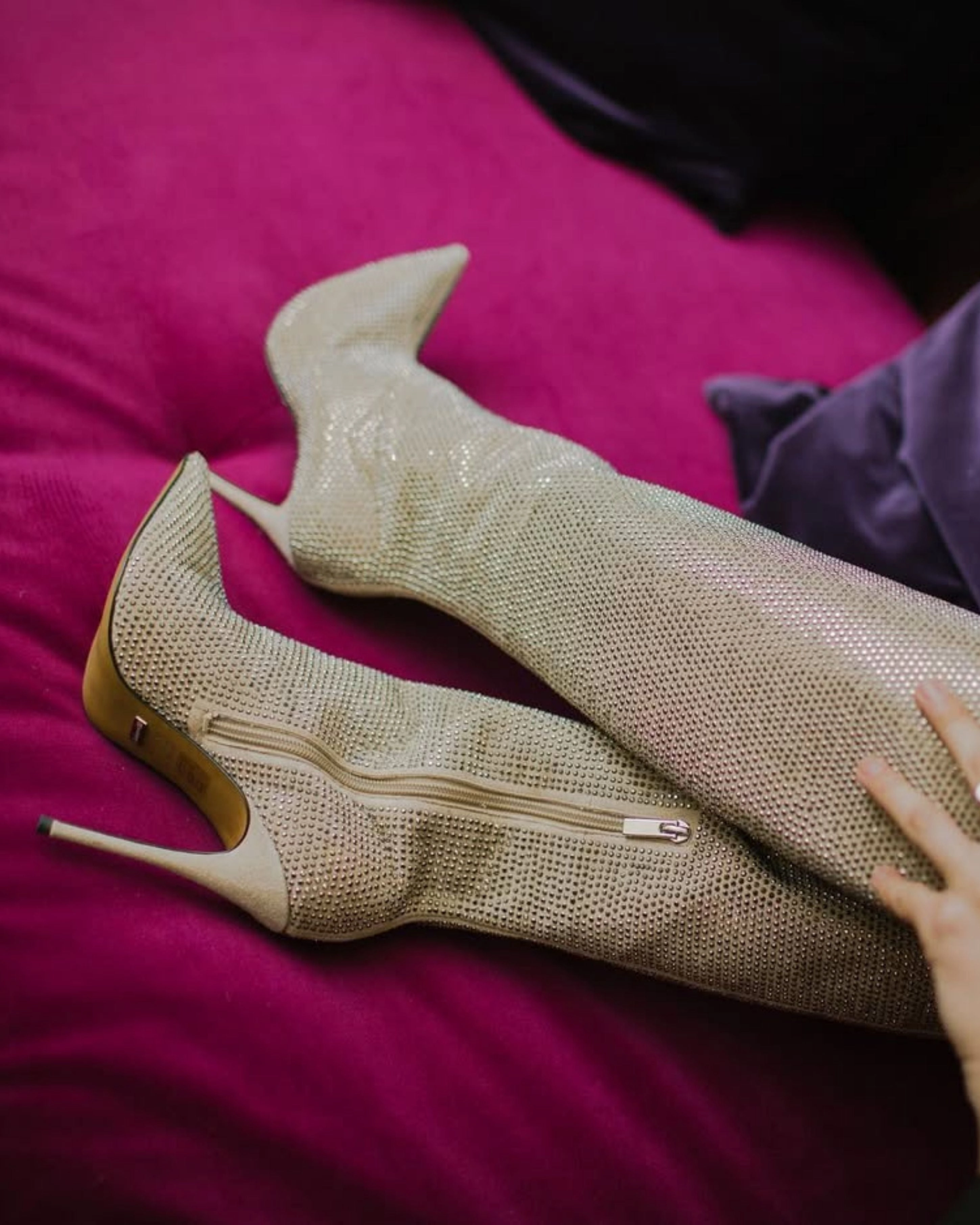 London Edge Basma Beige Suede