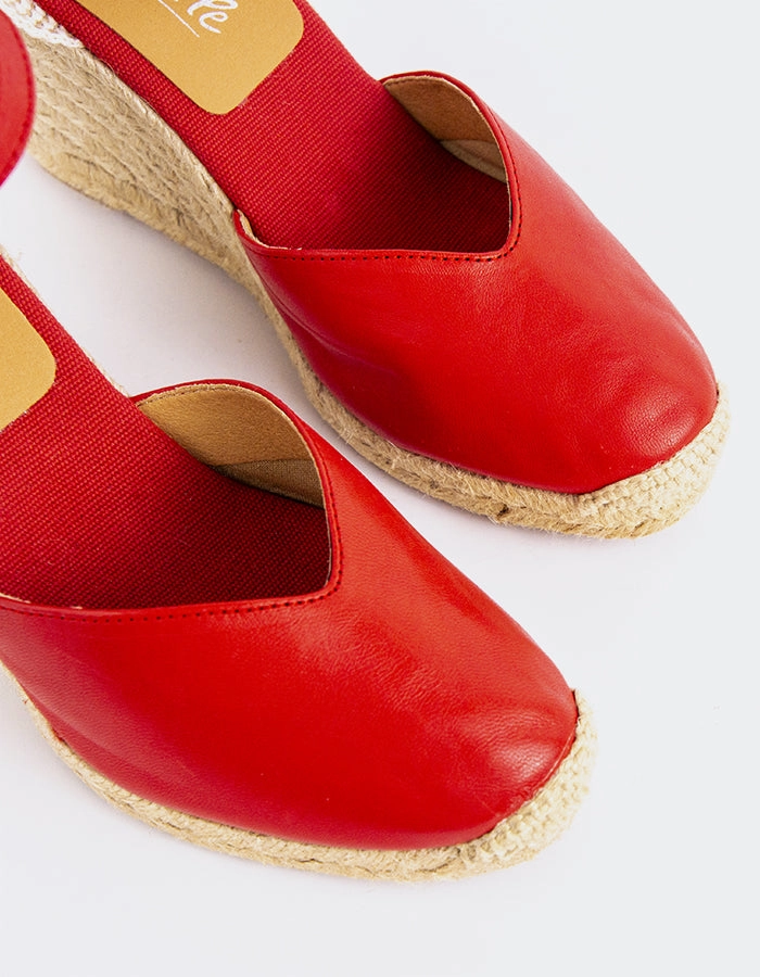 Adjustable Fit System Core Fit Beatrice Red Leather