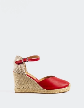 Beatrice Red Leather Step Stable Seasonless Style