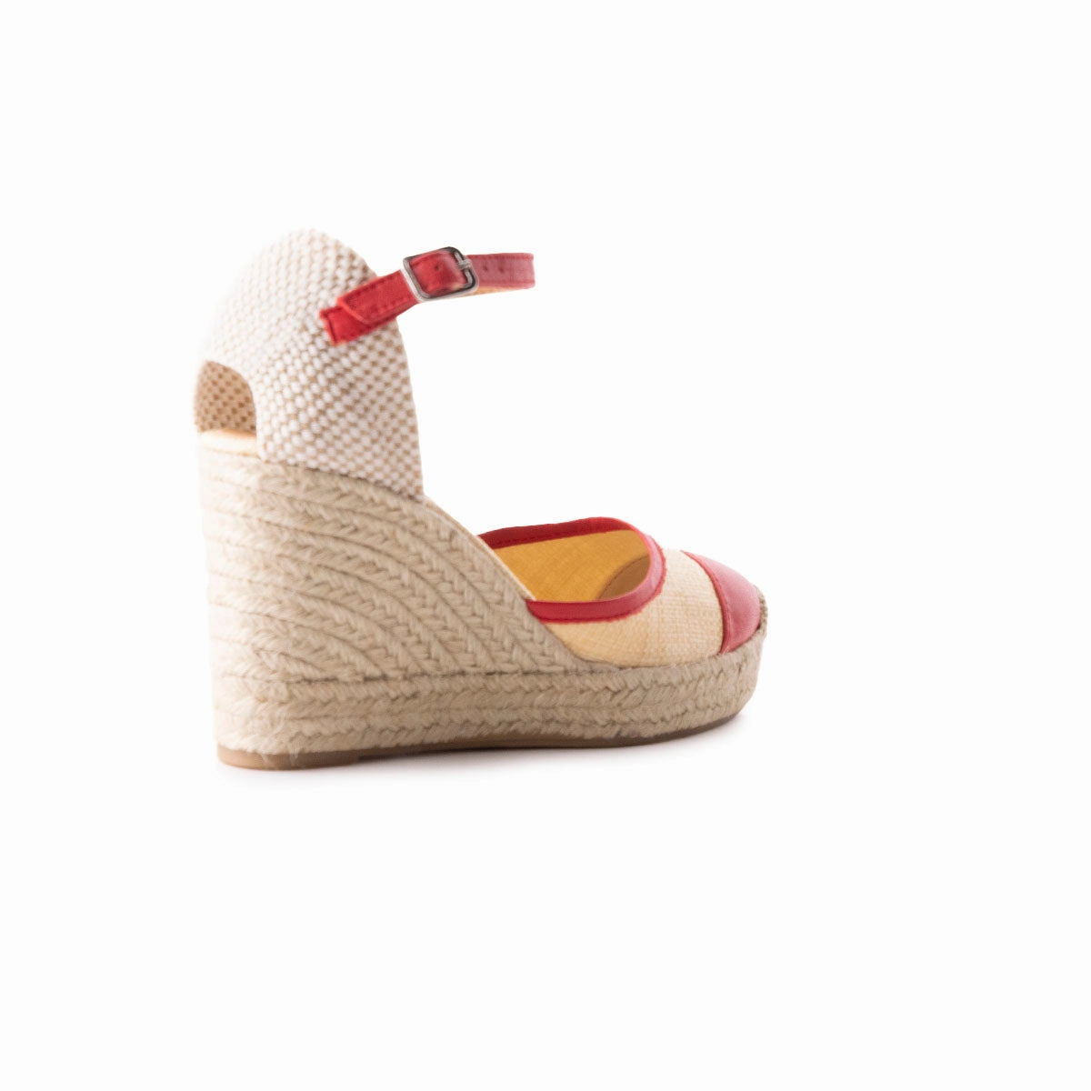 Bento Red Rafia Flat Tidy look