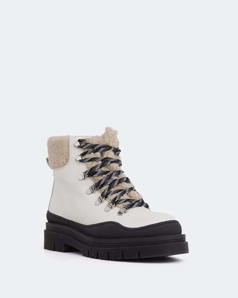 Blues Beige Leather Neutral Setting Comfy Fit