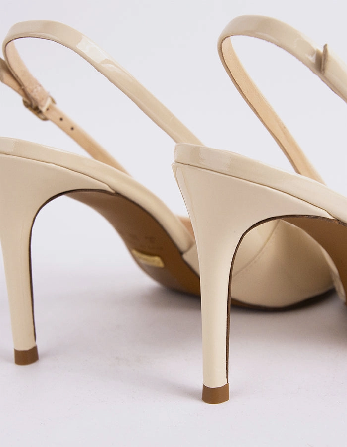 Chic Finish Borage Nude Patent