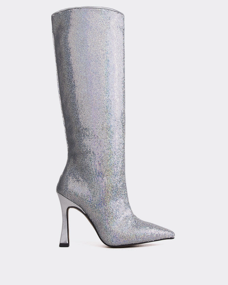 Minimal Weight Zuri Silver Sequins