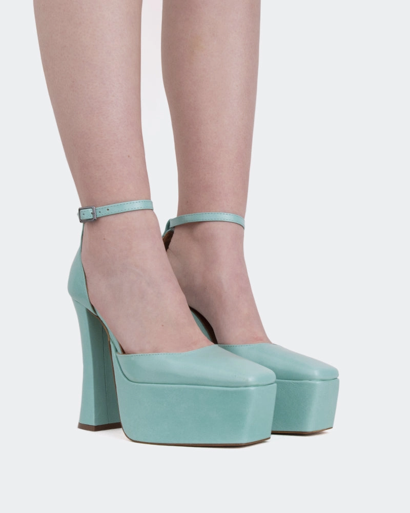 Cabaret, Blue Leather/Cuir Bleu Core Appeal