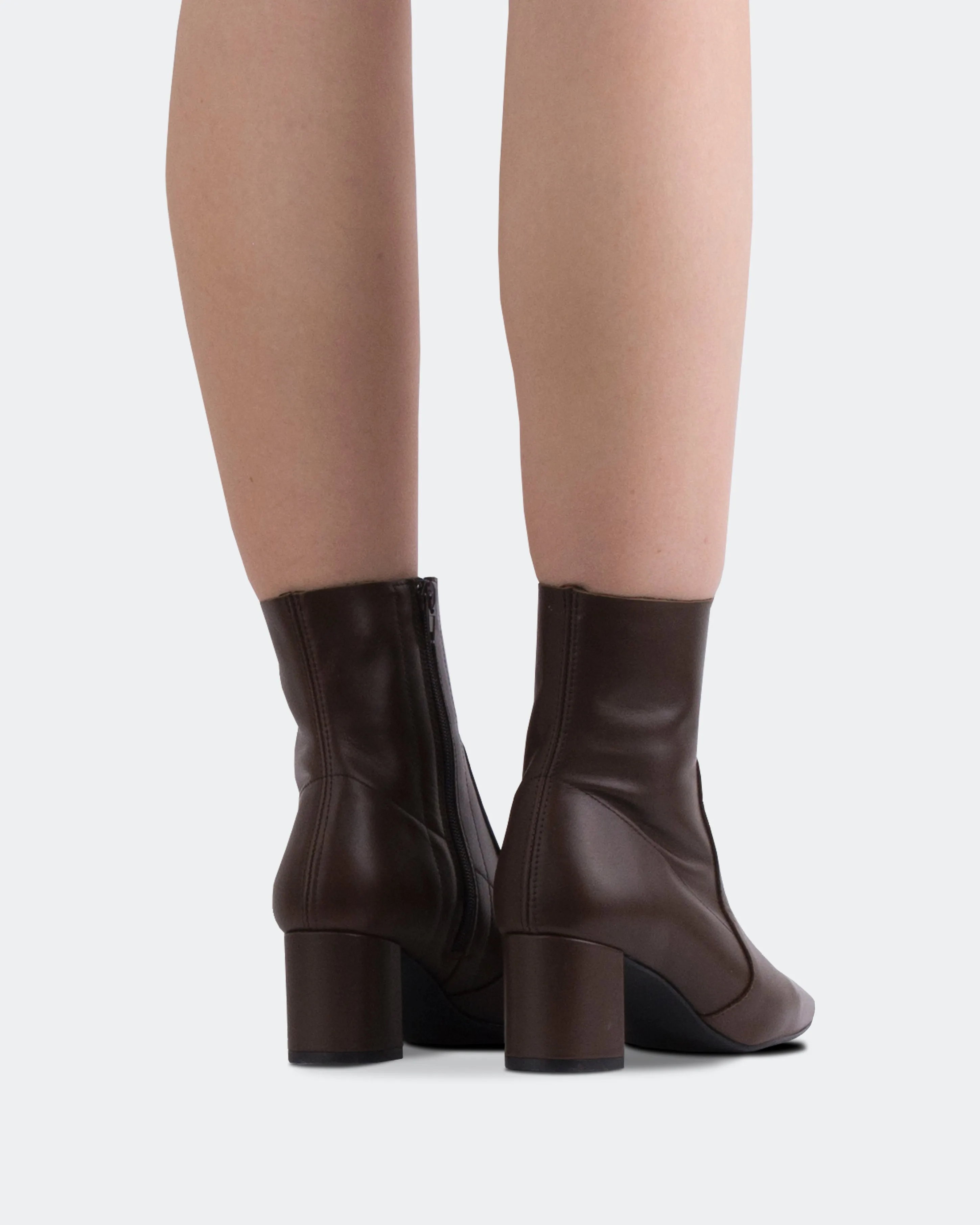 Gillian Brown Leather Active Fit City Chicfit