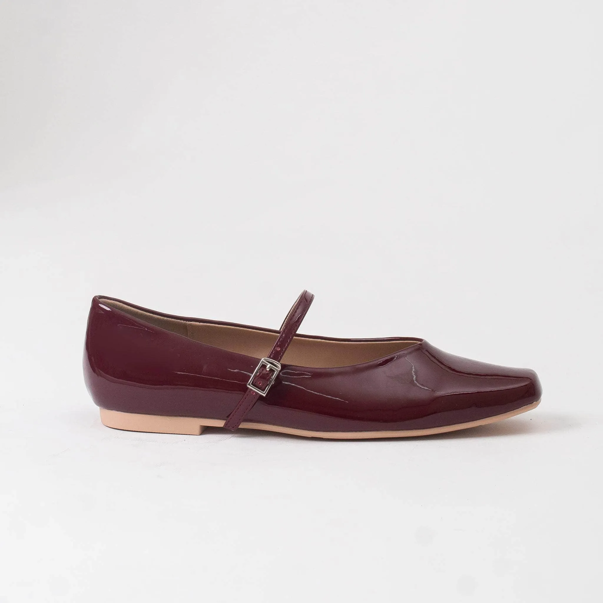 Nori Cherry Event Light Timeless Design Flats