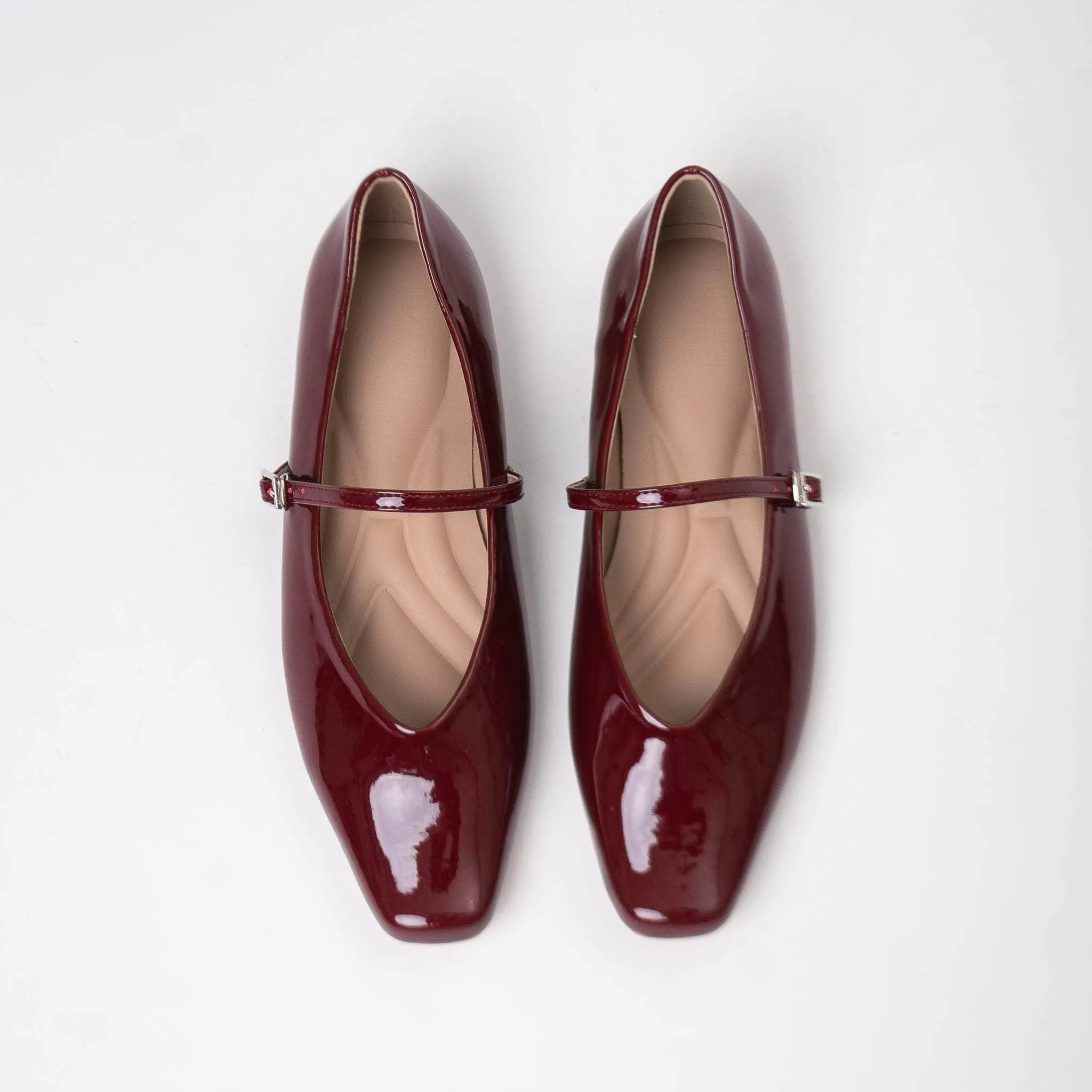 Stylish Basic Footwear elegant design Nori Cherry