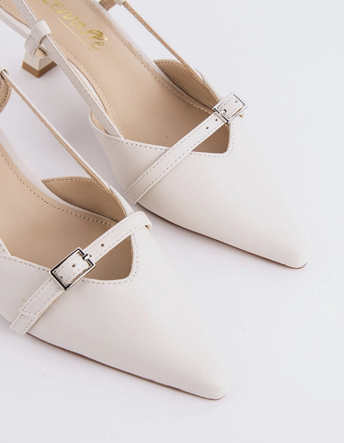 Bejeweled Heels Kasteel White Leather