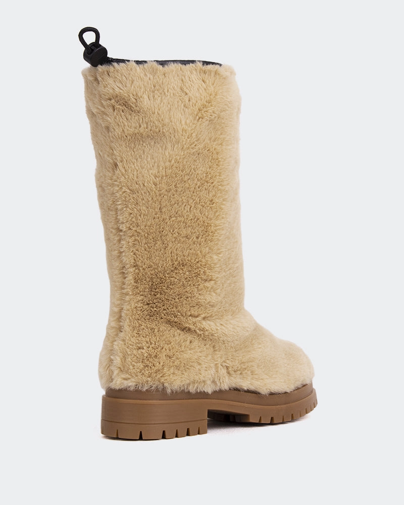 Quality Sole Chow Tan Faux Fur