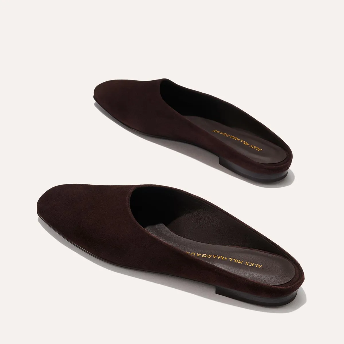 Stylish Fit Alex Mill x Margaux: The Clara - Espresso Suede