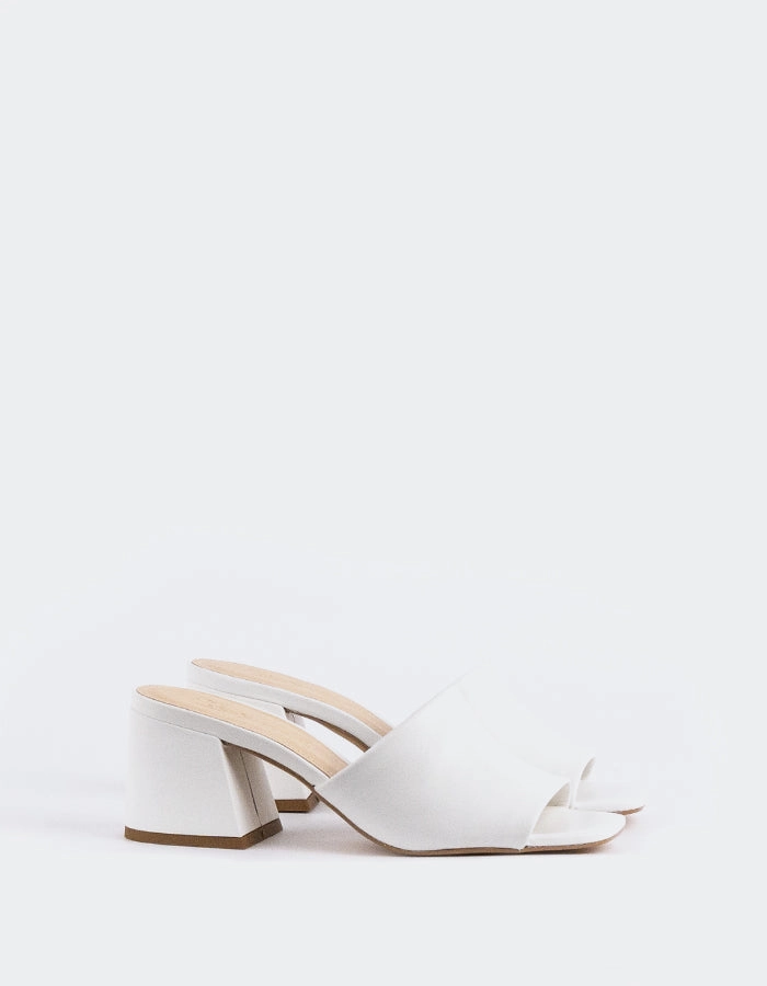 Summer Slide Style Tie Up Design Clarabelle White Leather