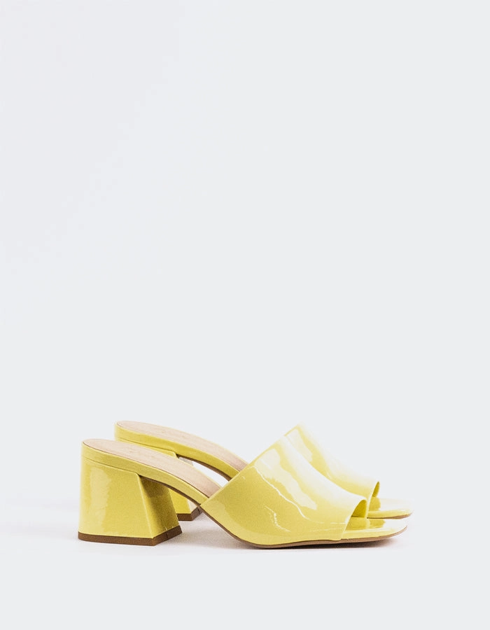 Clarabelle Yellow Patent Light Travel