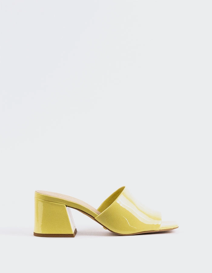 Clarabelle Yellow Patent Comfort Relax Step