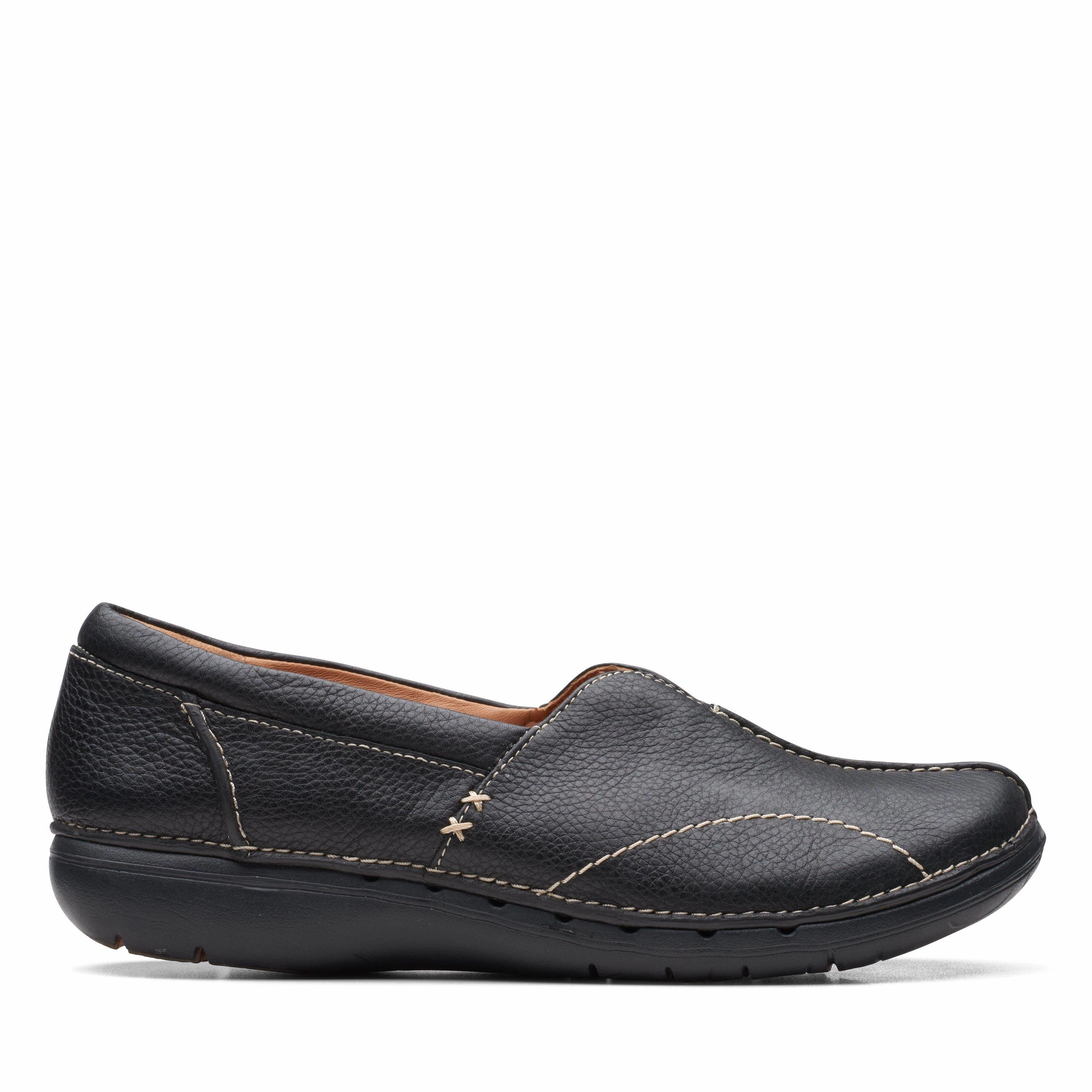City Safe Clarks Un Loop Stride in Black Leather