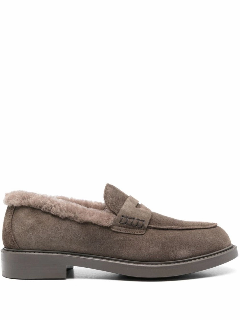 Practical Casual Fit Classic Grey Leather Loafers With Plush Lining