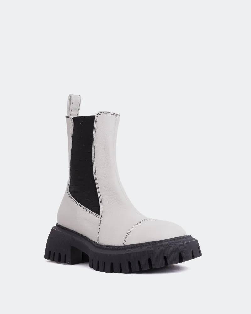 City Walks Sleek Shape Laroi Off White Leather