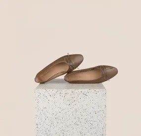 Como - Perforated Taupe (cap toe) Urban Play