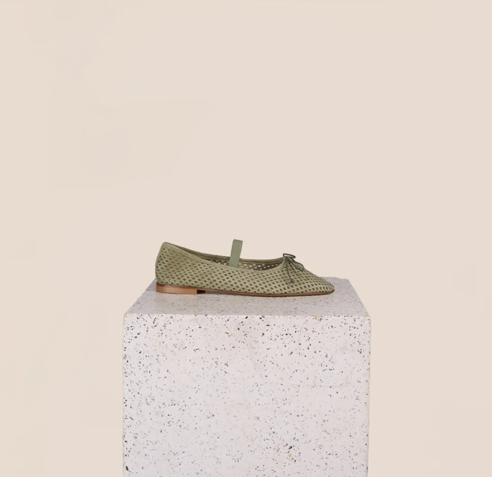 Como Strap - Perforated Seafoam Star View