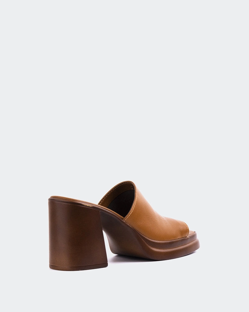 Instant Step Arezzo Tan Leather