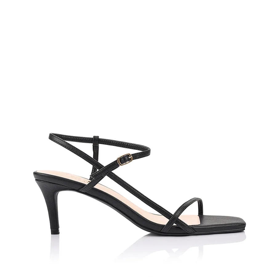Tatiana Strappy Sandals - Black Edgy vibes Street Mood