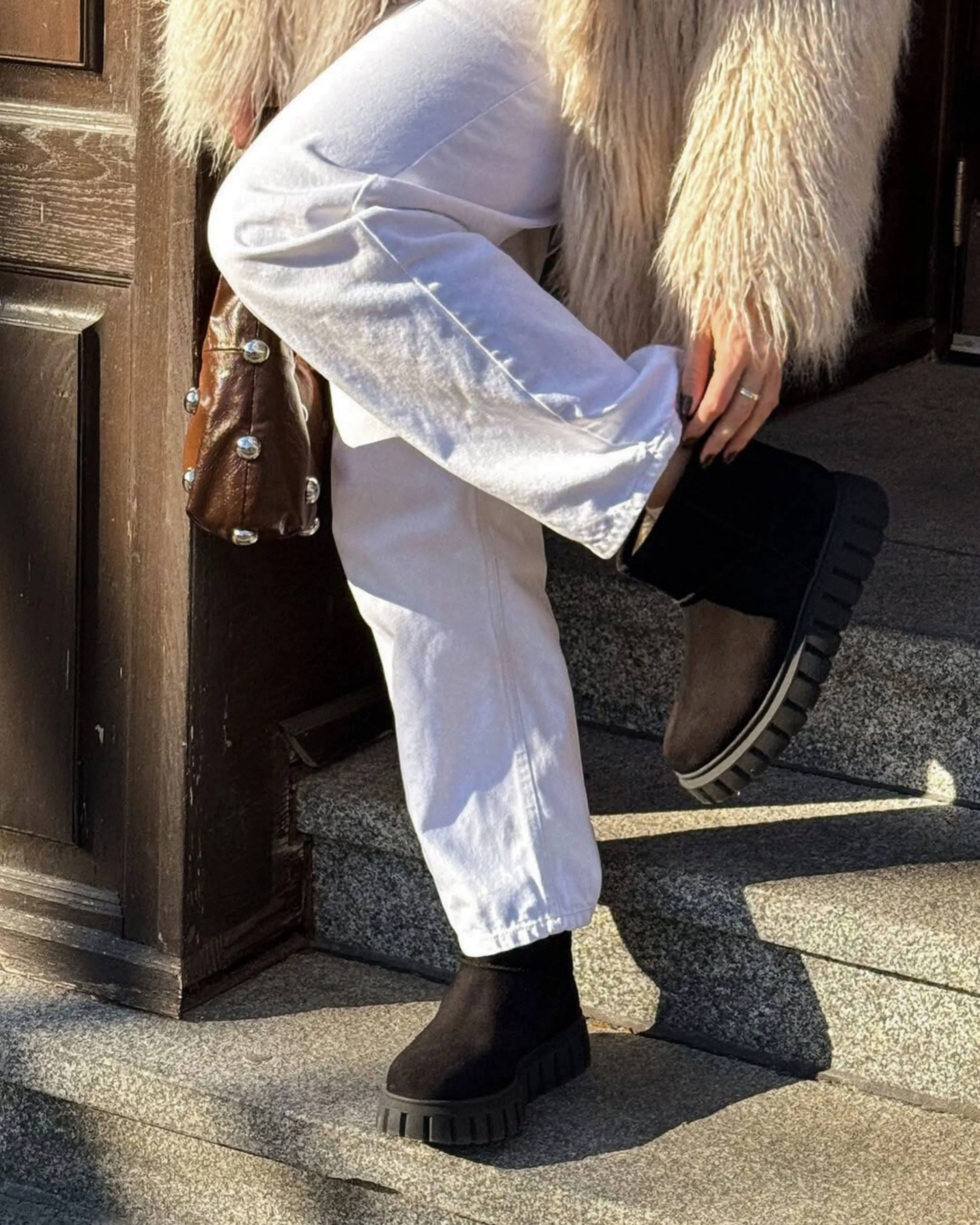 Mortara Black Suede Smart Match Urban Must-Have