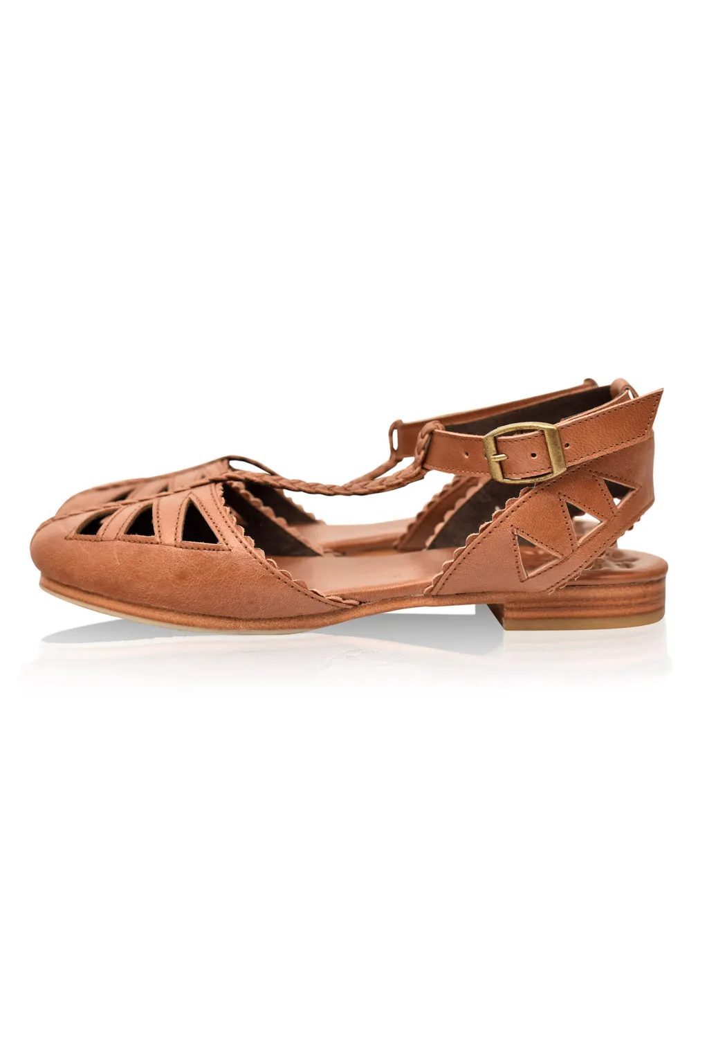 Bounty T-strap Leather Sandals Classic Comfort