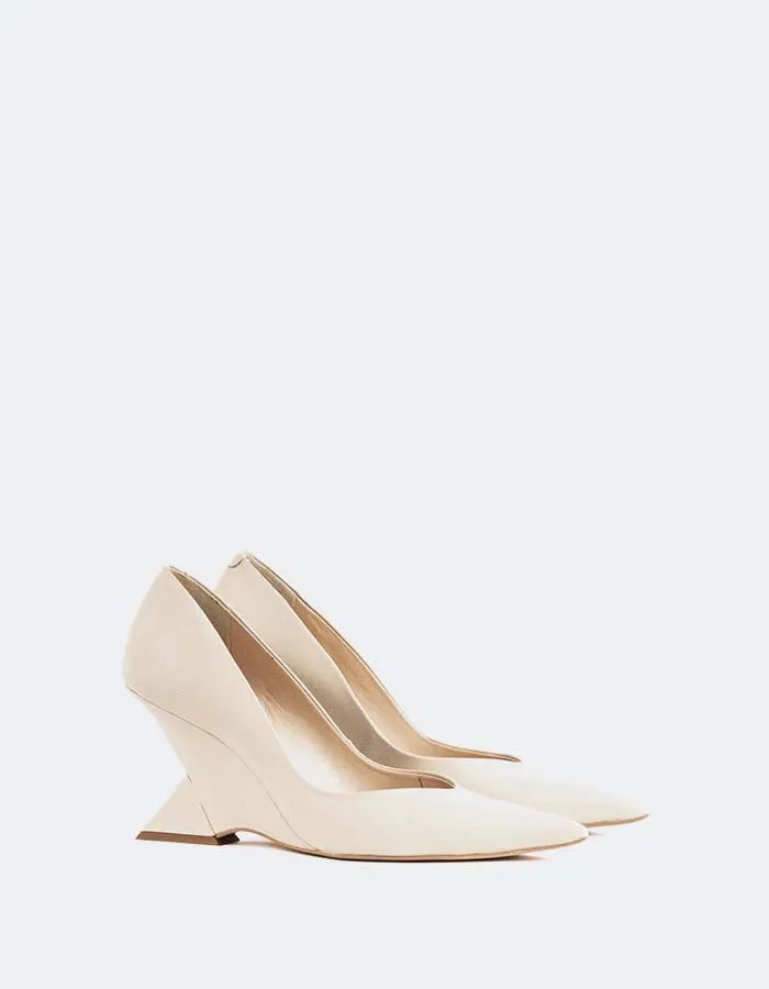 Kressy Off White Leather Iconic Style