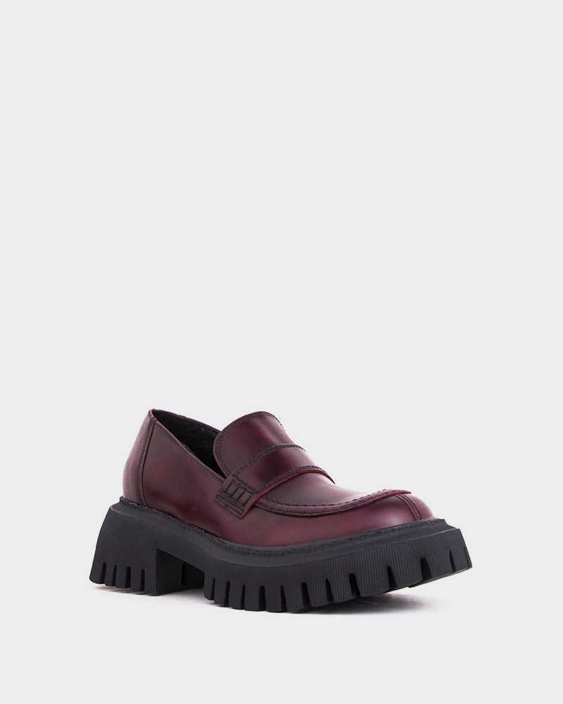 Derulo Burgundy Soft Material