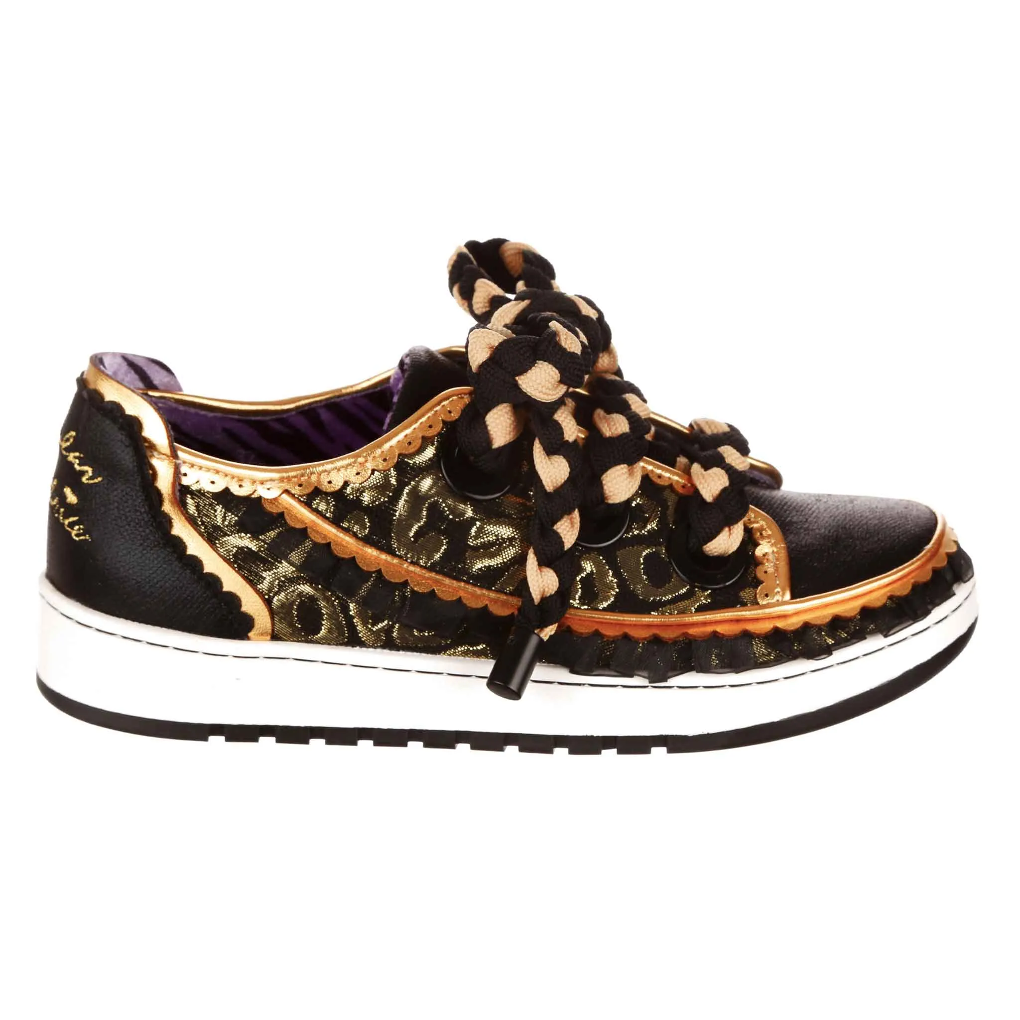 Stable base aids in strength training and balance drills Double Play