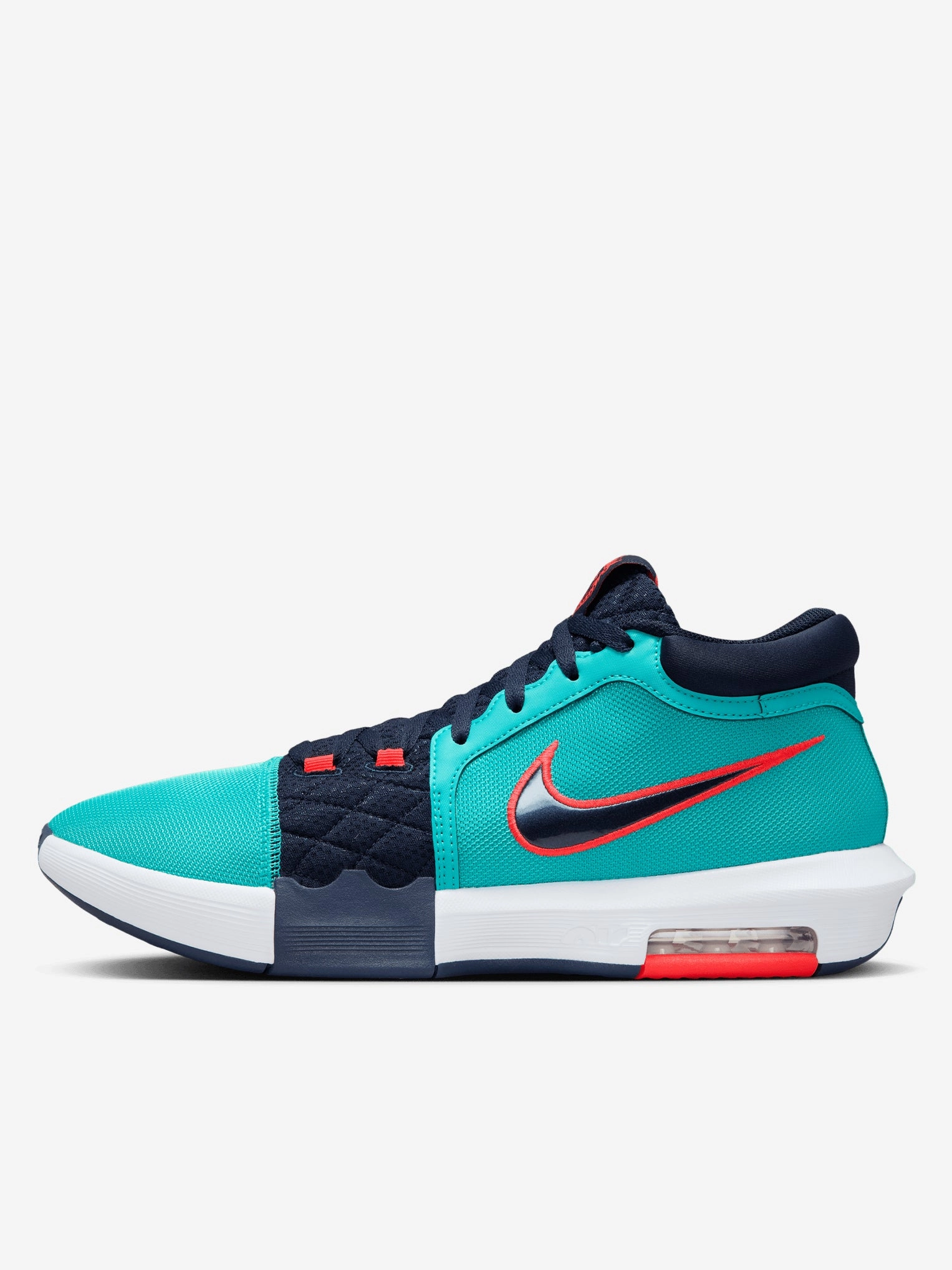 reasonable LeBron Witness VIII Mens