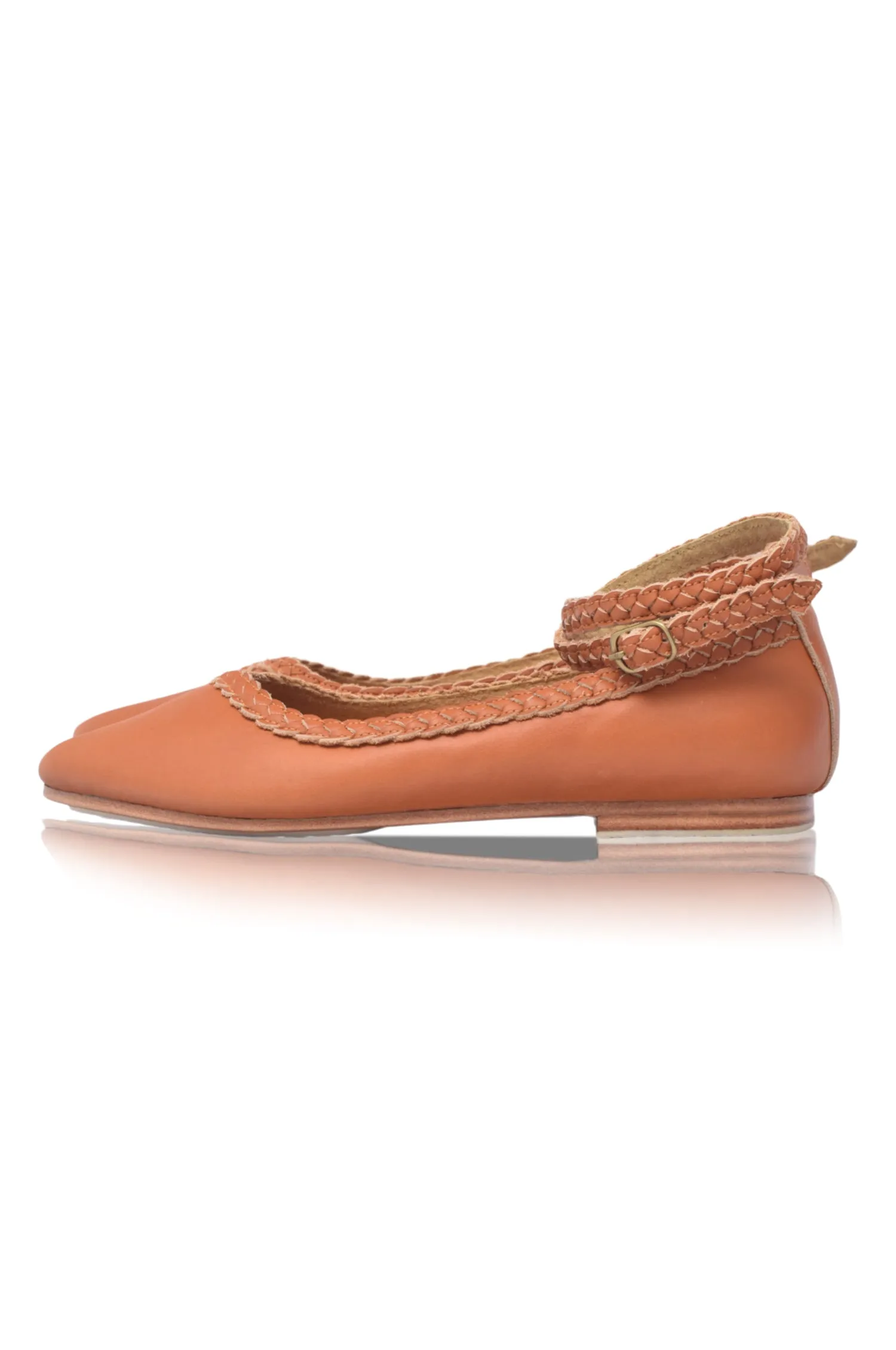 Soiree Pointy Toe Leather Ballet Flats Look Point Market Mood