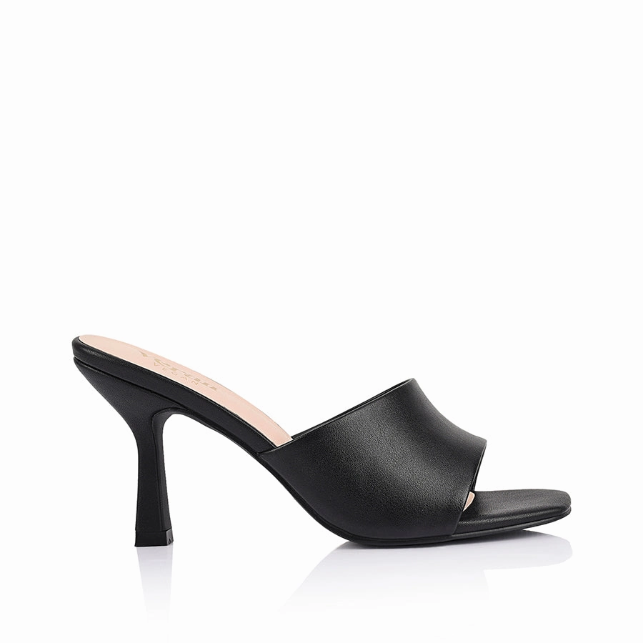 Petracca Heeled Mules - Black Quick Walk
