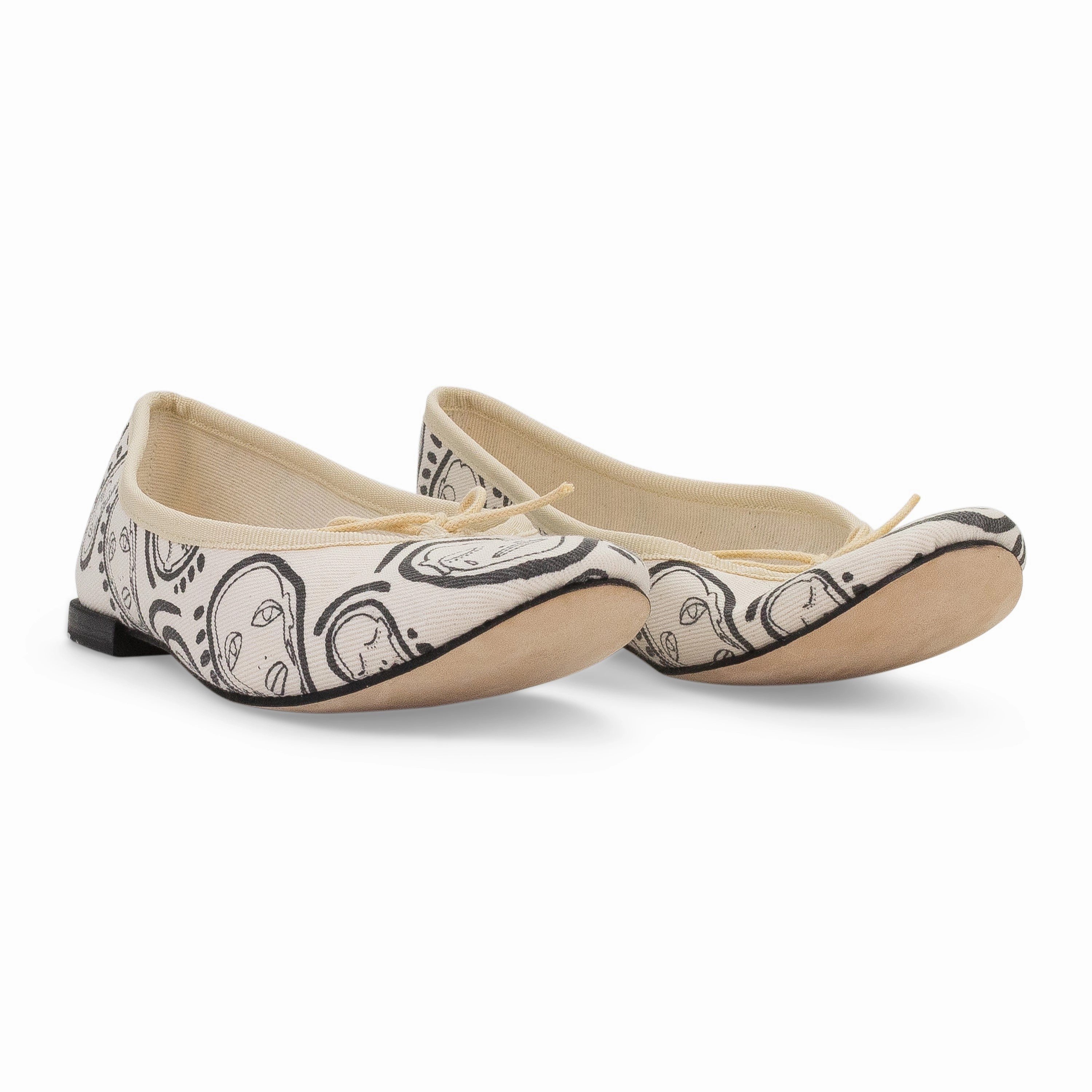 Cool Vibe EXCLUSIVE PC PRINTED BALLET WHITE/BLACK FLATS