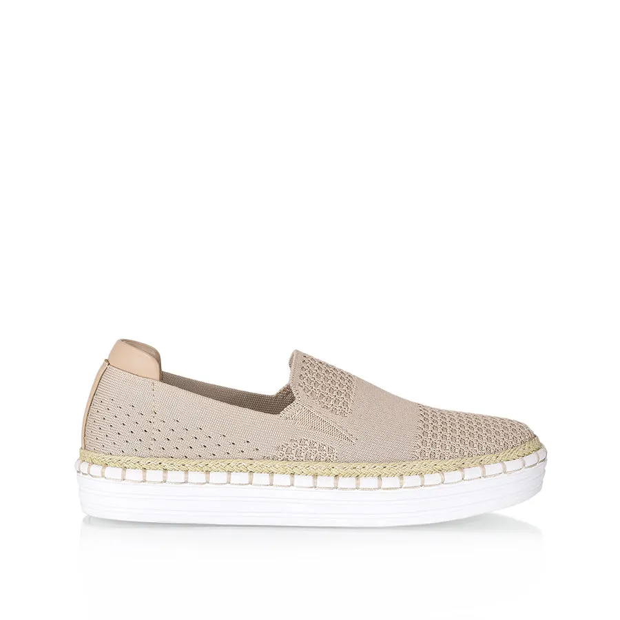View Deck Market Step Queen Slip On Sneakers - Natural Knit