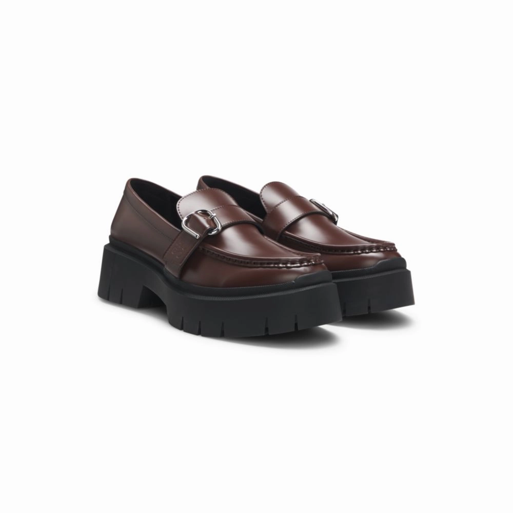Durable Material Leather loafers with buckled strap