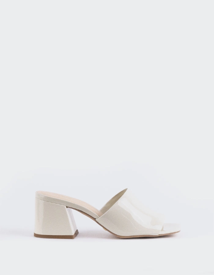 Cozy Wear Clarabelle Off White Patent