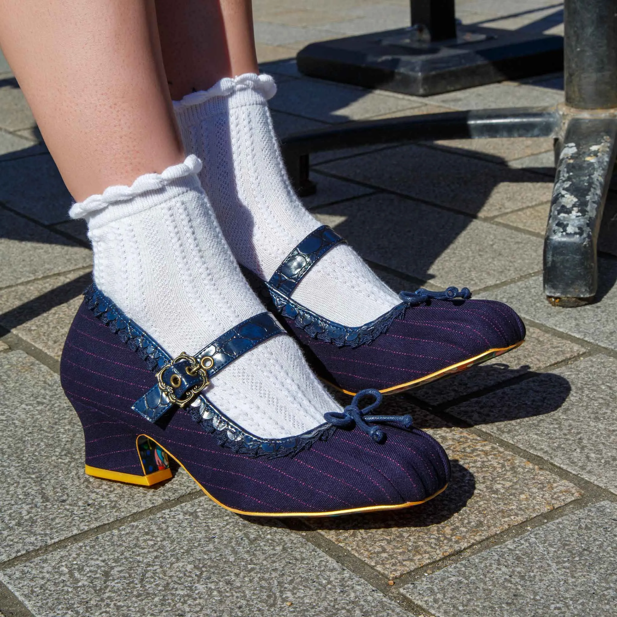 Flutter Free Chic Sandals for Day