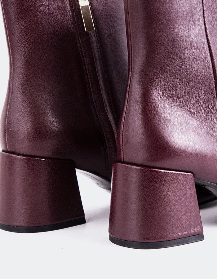 Eugenie Burgundy Leather Daily Comfort