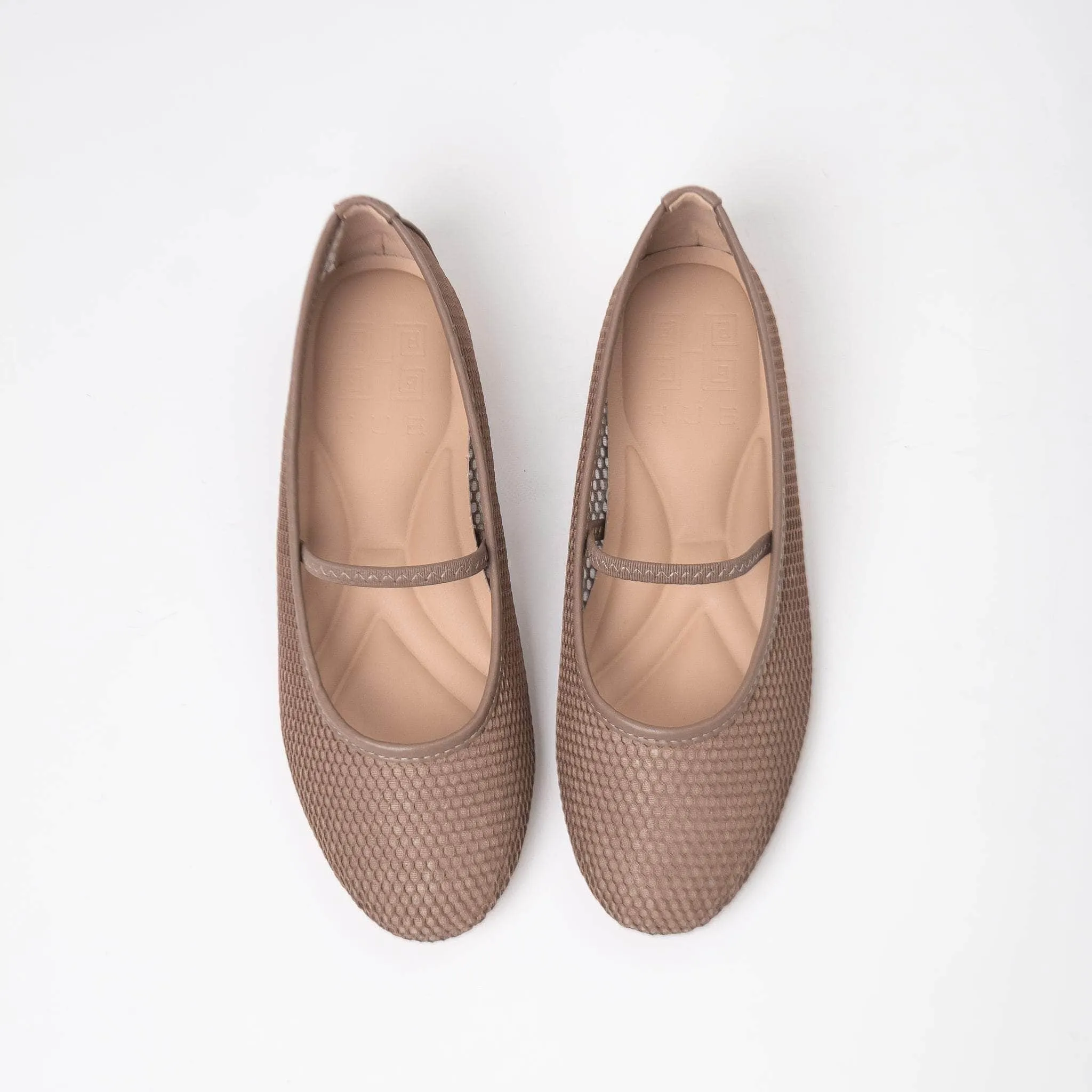 Lennox Pecan Coastal Breeze