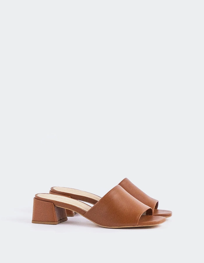 Fortunata Cognac Leather Reliable