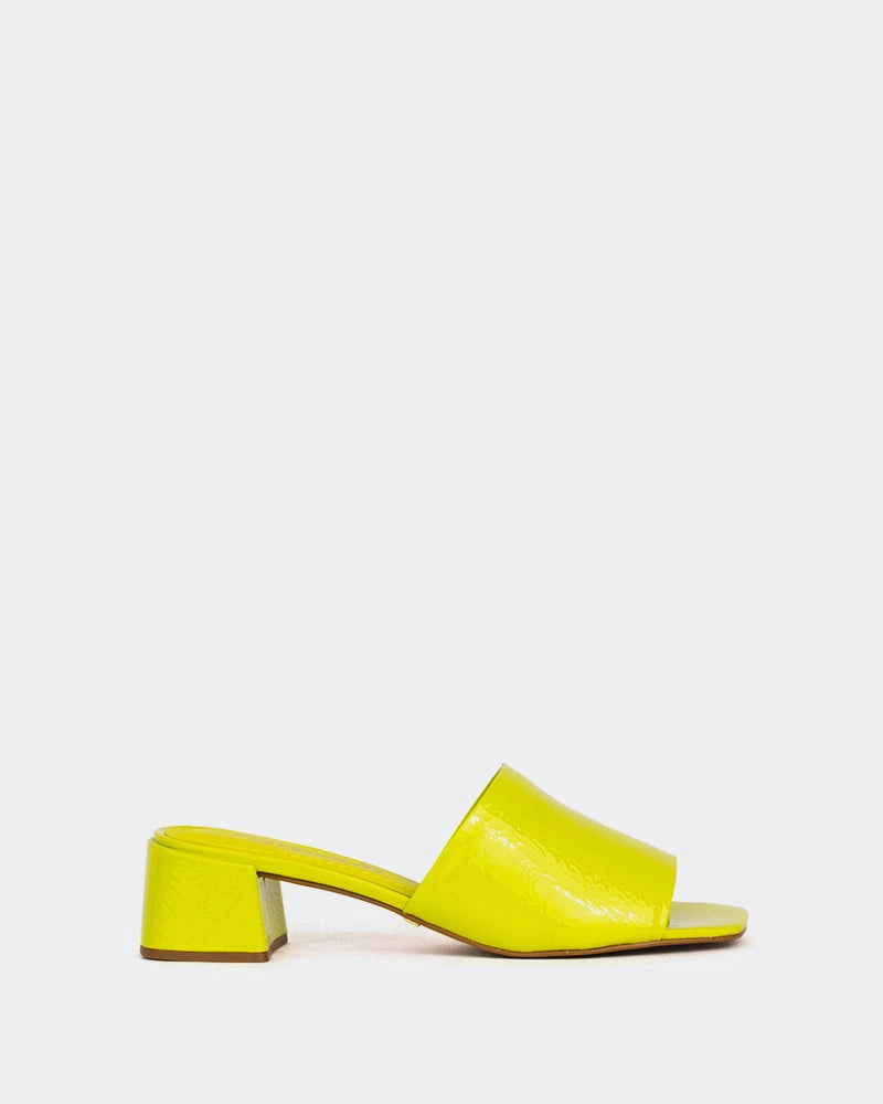 Fortunata Yellow Naplack Quick Wear Simple Step Footwear