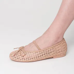 Lenka Naturale Happy Glow Light Walking