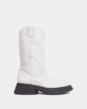 Gaulle Off White Leather Night Style