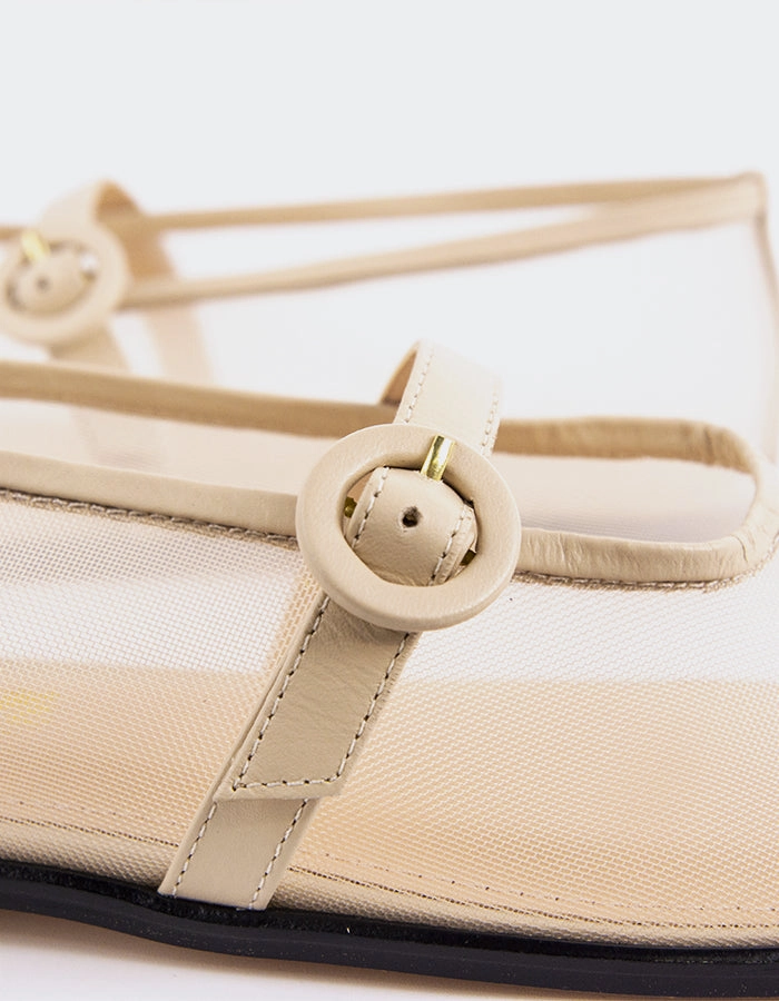 Regular Fit Heat   Resistant Glint Off White Mesh